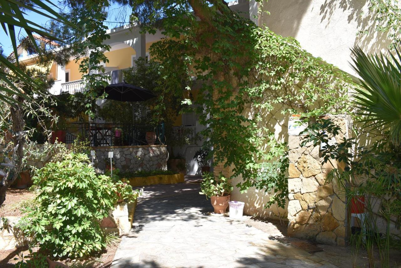 Kuris Studios & Apartments Vasilikí Dış mekan fotoğraf