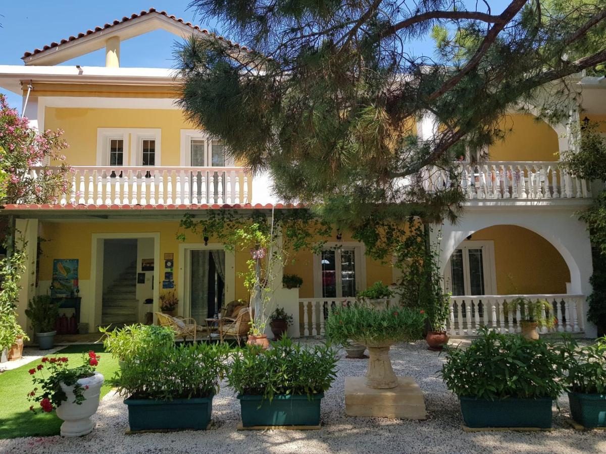 Kuris Studios & Apartments Vasilikí Dış mekan fotoğraf