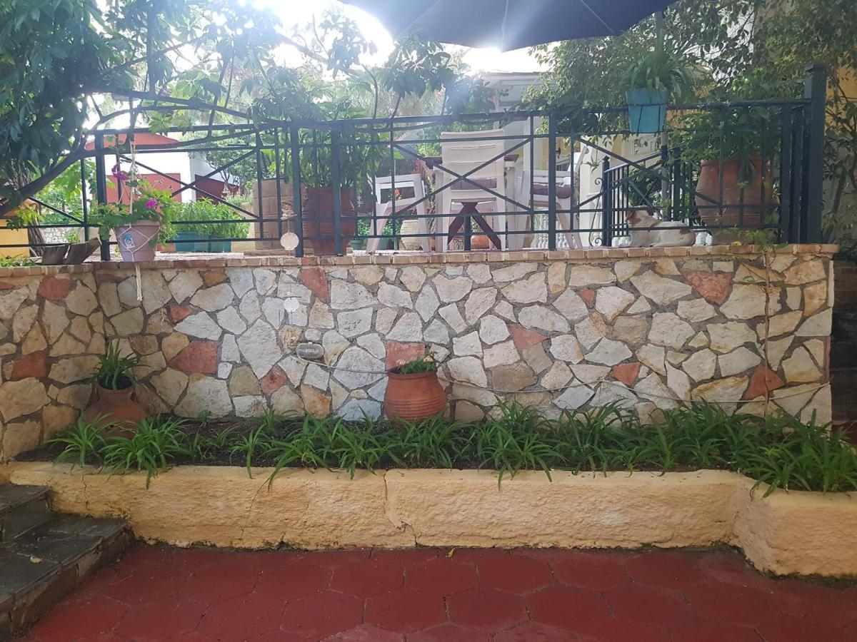 Kuris Studios & Apartments Vasilikí Dış mekan fotoğraf